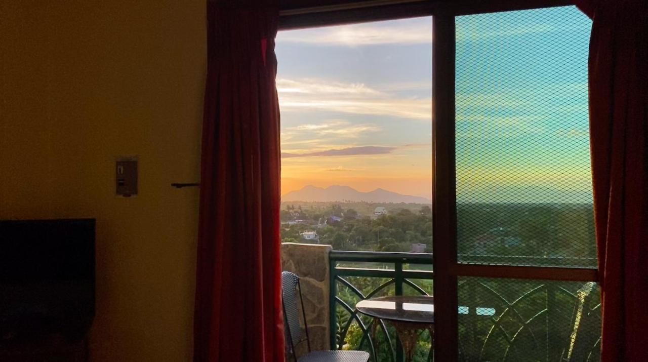 Mc Mountain Home Tagaytay City Eksteriør bilde